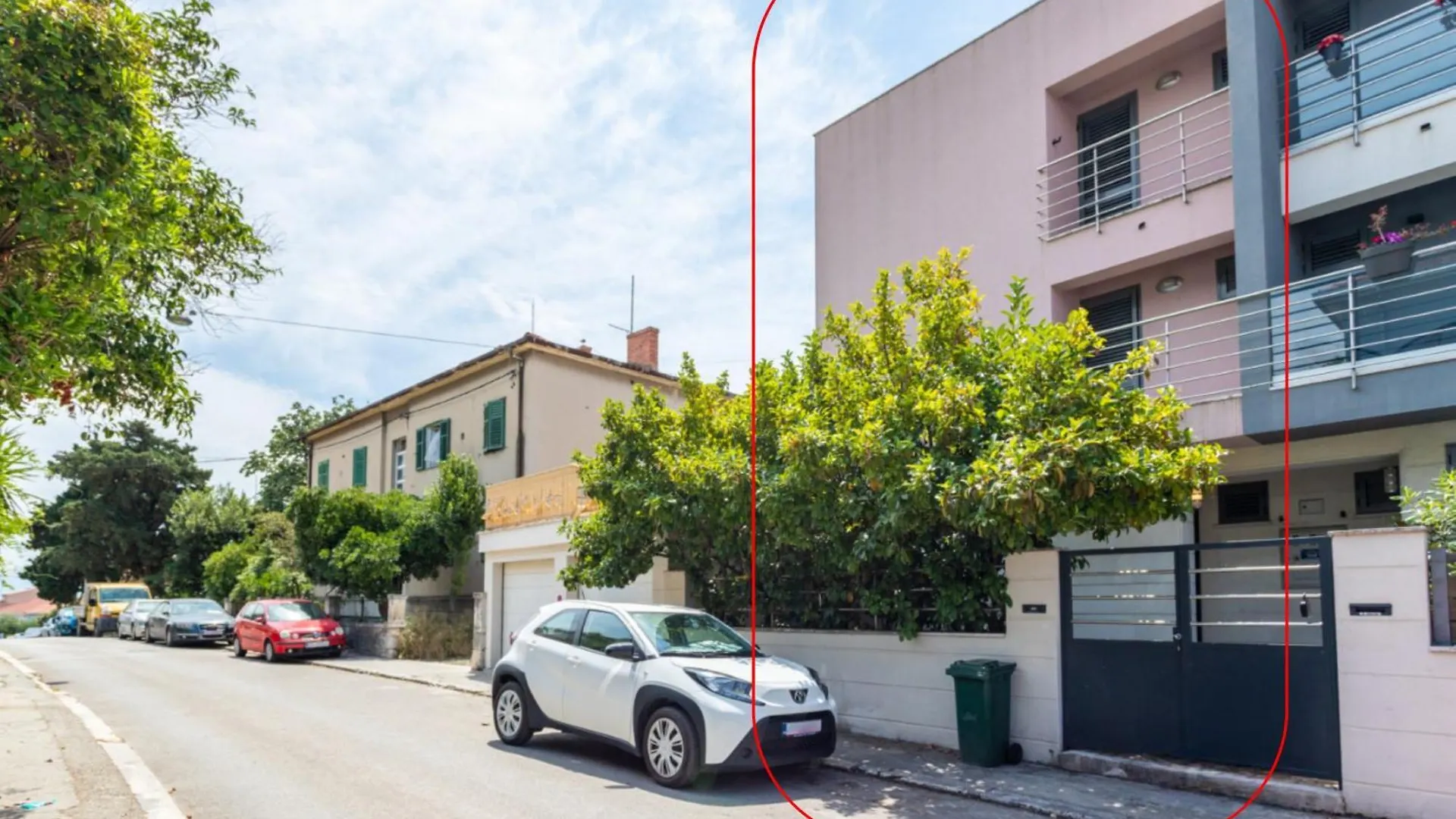Villa Violeta With The Sea View, 3 Min Walk To The Beach Split