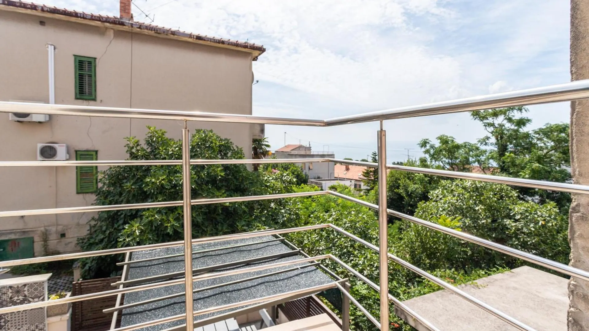 Villa Violeta With The Sea View, 3 Min Walk To The Beach Split